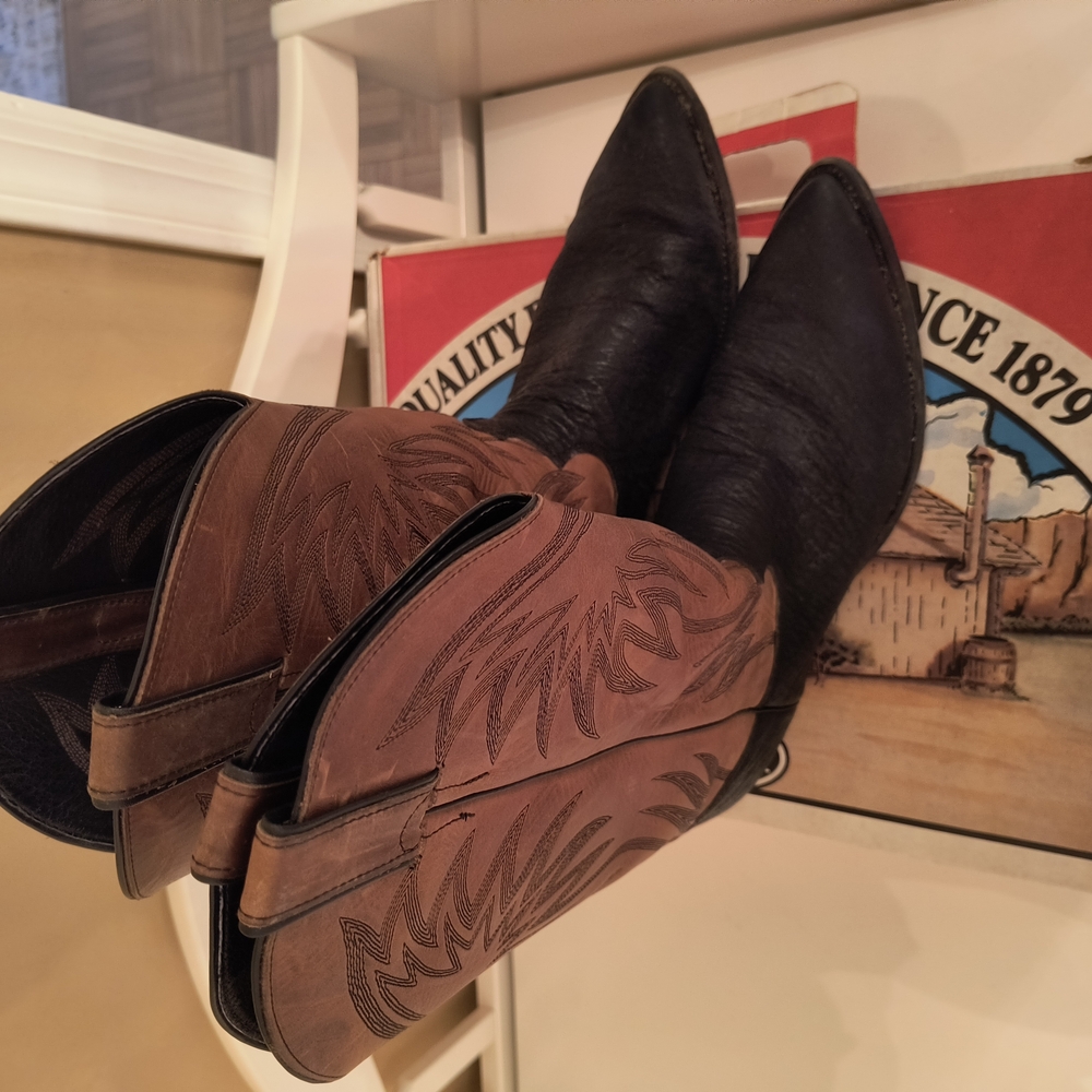 Justin Boots Black and Brown Cowboy Boots